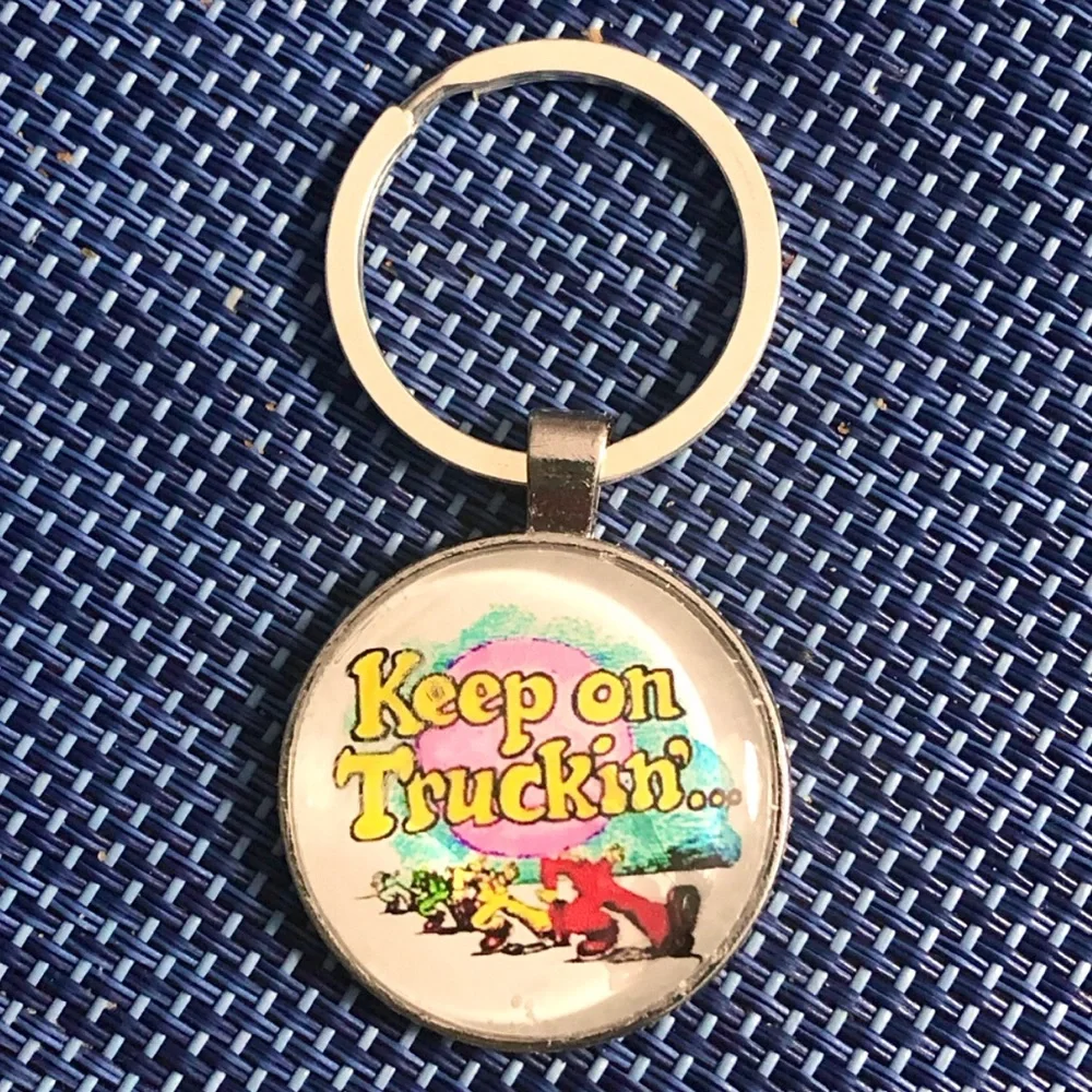 M GRATEFUL DEAD Keychains KEEP ON TRUCKIN’ Keychain - Custom Made Buyitwhenfound